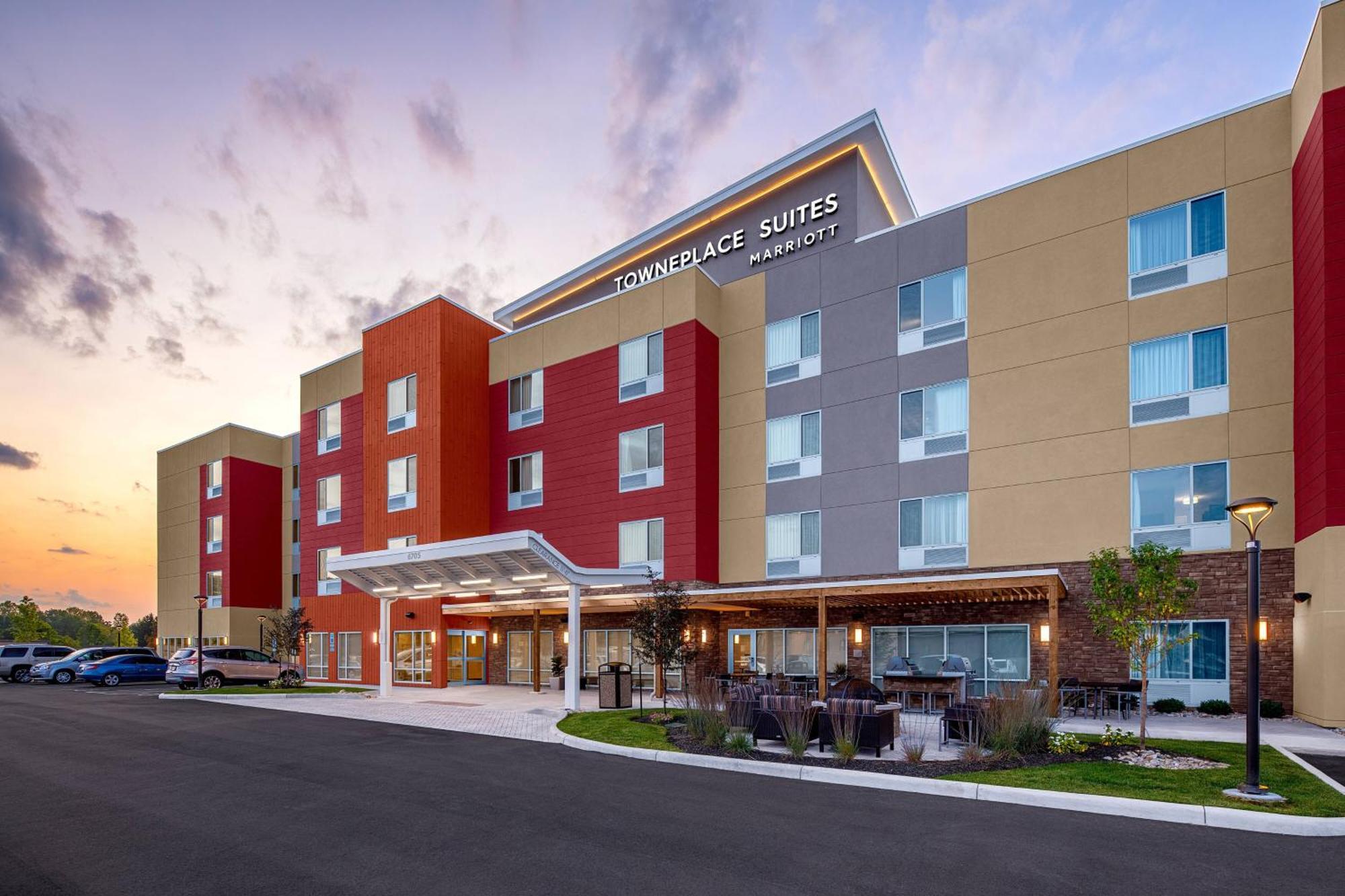 TownePlace Suites Cincinnati Fairfield Esterno foto